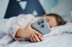 纽约大学新研究 沉迷手机或游戏因厂商行为主义心理学手段