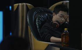 张杰十三年前的神曲，直接让我“爷青回”