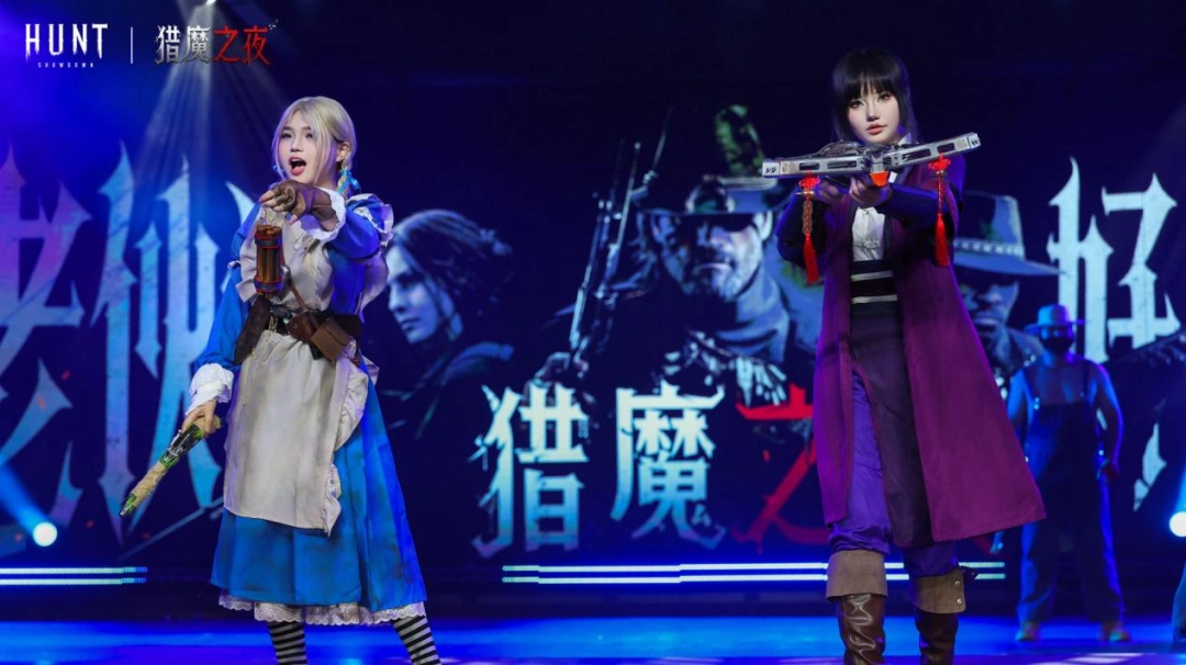 把一群老外带到重庆参加多人运动，这游戏玩的越来越大了