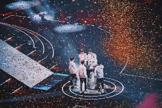 所有跟《英雄联盟》有关的故事，都将与Faker相遇