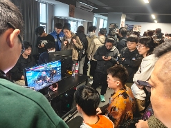 为向哥们证明《街头霸王6》不难,我要去总决赛揍“世界冠军”